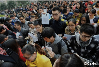 到了大学, 如果你真的想锻炼自己, 班委绝对是你最好的选择。