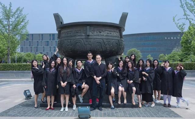 南京大学发布了2020届毕业生的就业情况