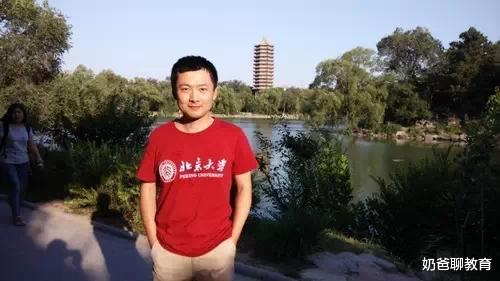 他是北大学霸, 3年读完博士, 却因脚趾头的小疙瘩, 抛下漂亮妻子