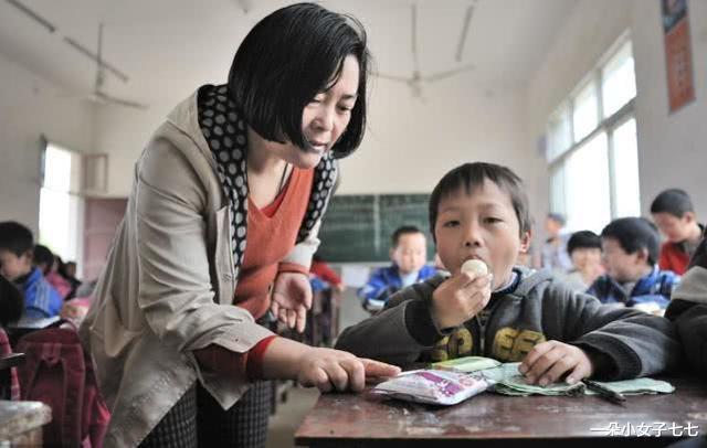 河南焦作女教师质疑评职称不公, 现反转? 事实仍有疑问