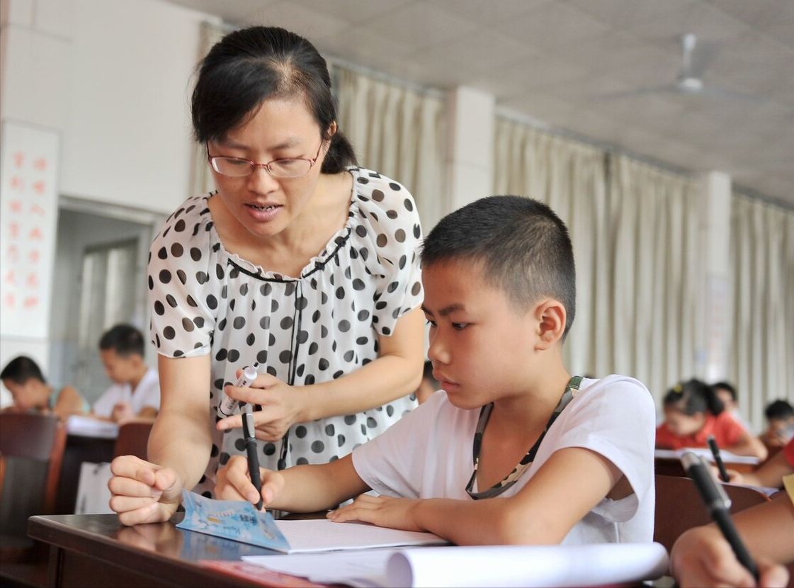 中考普职比调整, 懂事晚的男生只能上技校吗, 听听资深老师怎么说