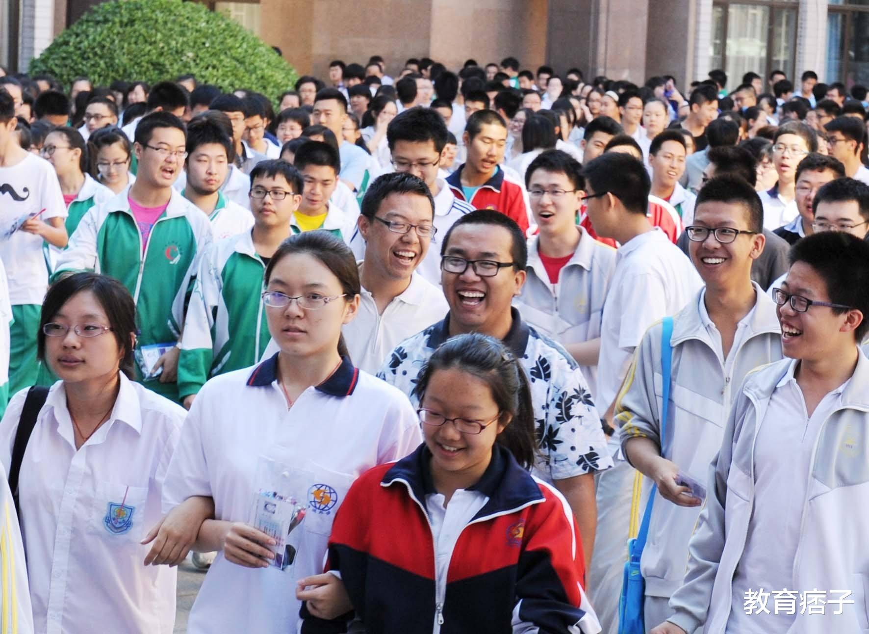 他考上北大只因这个好习惯, 了解一下他自创的洗澡学习法, 值得借鉴!