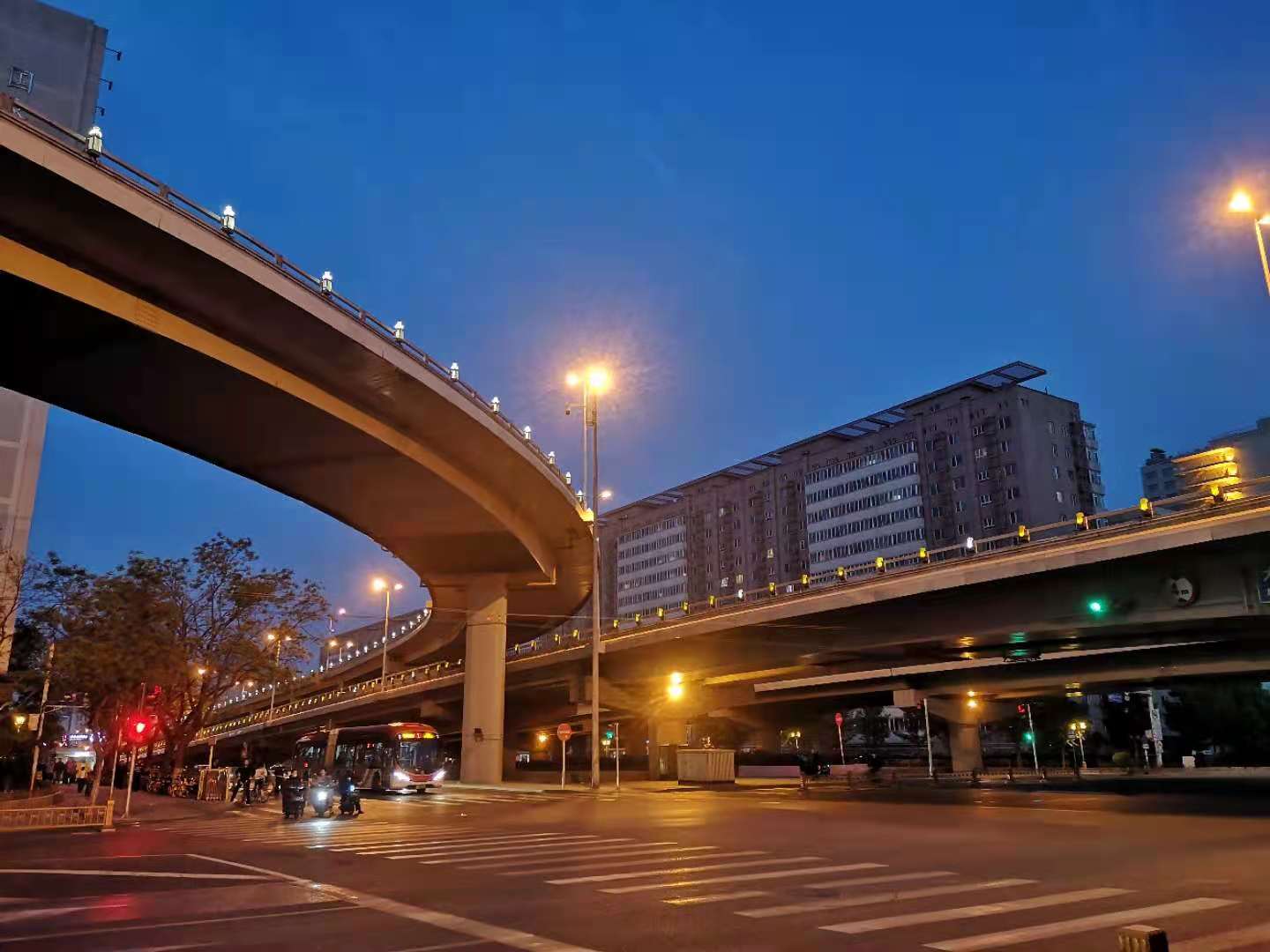 101名校医, 工资福利待遇参照在编人员! 河南中牟招聘, 无笔试!