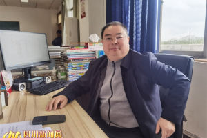 爆红博士黄国平高中班主任回应: 他喜欢自学自钻 找老师解答的都是新问题