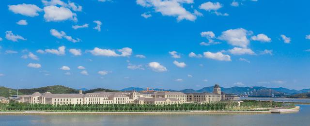 浙江被低估的一所大学, 是省重点建设高校, 属教学研究型大学