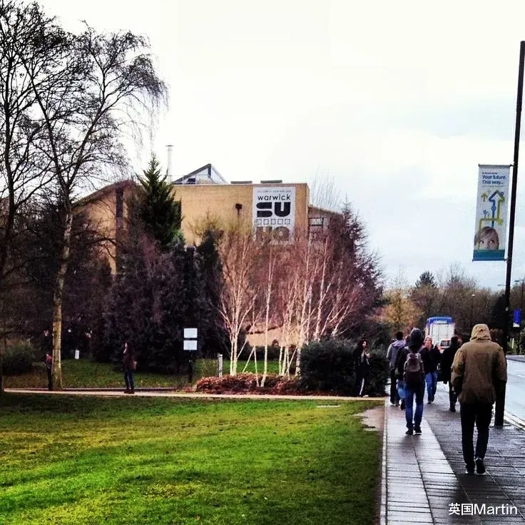 留学生留英就业, 最受英国招聘市场欢迎的十大学位专业