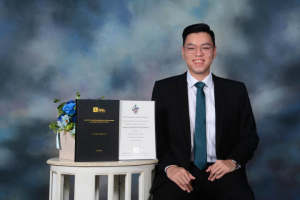 24岁! 这个宁诺毕业生成为在中国取得博士学位的最年轻印尼人