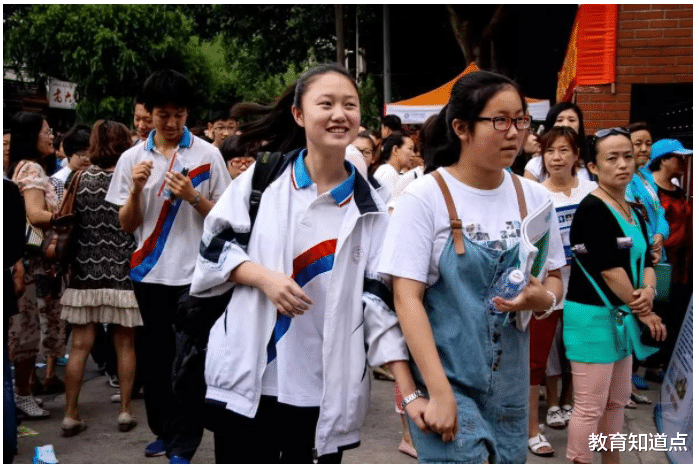 教育厅新通知, 中考生迎“坏消息”, 家长很沮丧, 教师却觉得合理