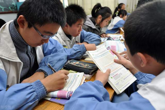 高一学生陷入困境: 成绩不好怎么办? 3招让你提高50分