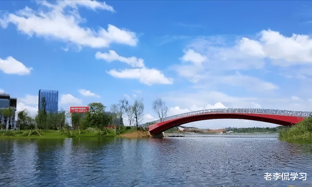 捷报! 成都迎来一所“重量级”高校, 耗资近百亿占地1600余亩