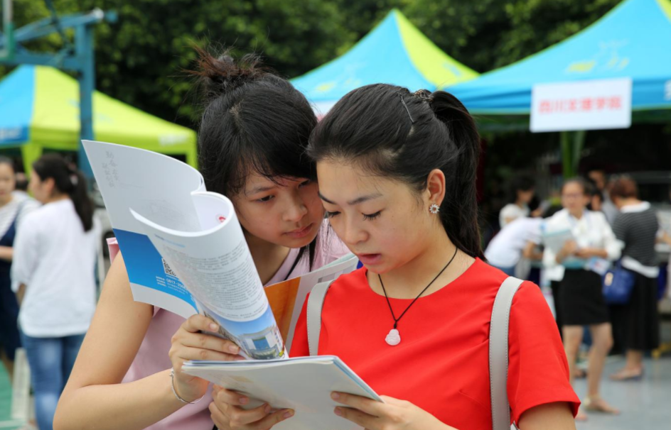 大学没读完专业没了，一不小心成了绝版人才，选择专业要谨慎