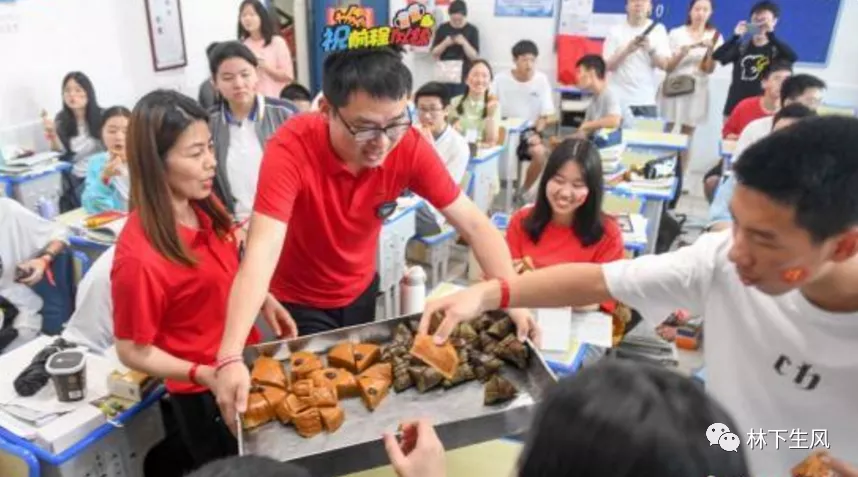 绝对震撼! 各地高考祝福出炉, 看得让人热血沸腾!