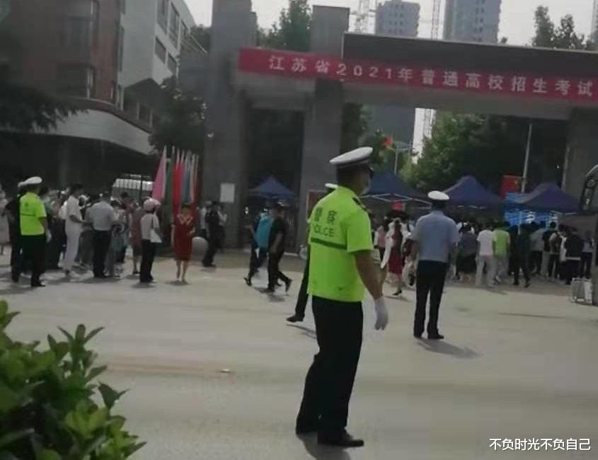 高考, 家长需不需要送考, 送考的家长应该对孩子说什么