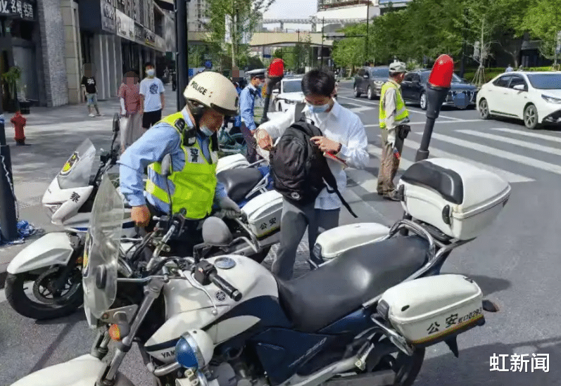 为保学生高考顺利，各地广场舞按下“静音键”，网友评论亮了