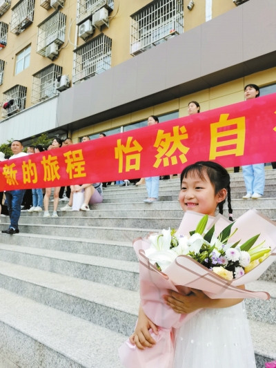 高考结束这些横幅让人笑哭了