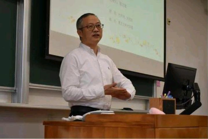 复旦大学数学学院书记遇害: “非升即走”表示不背锅