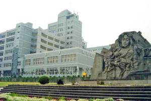 卫星航拍重庆万州7所大学：1所本科院校,6所专科院校