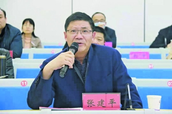 教务处处长张建平（教授、博士）：主兼复合，文理渗透