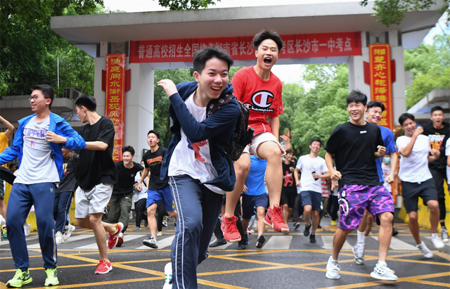 历年高考, 这“四大骗局”真到让家长和学生难以分辨, 太多人被骗