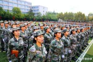 2021高考: 重庆军校分数线出炉, 9所军校528分压线就能进面试