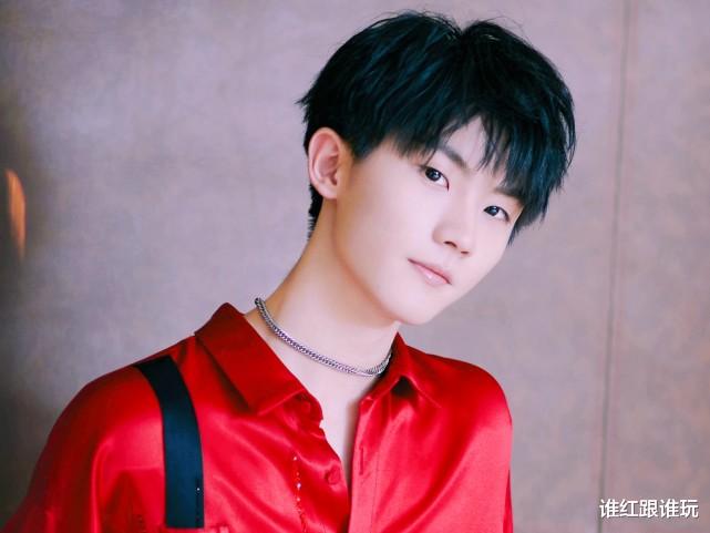 说忙演艺事业没时间学习的粉丝, 请看一下TFBOYS、杨幂和关晓彤!