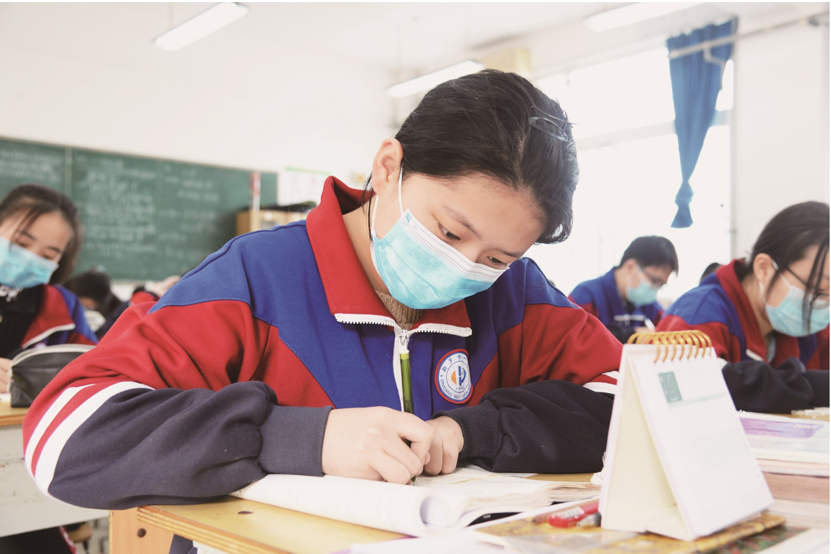 从小学至
, 有一年被称为 “分水岭”, 稍有松懈就会掉队