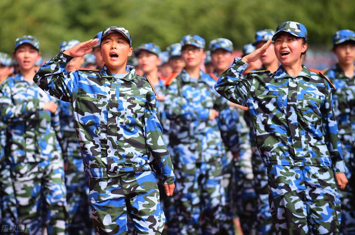 大专学历士兵: 参加2022年军考之前, 今年这几点变化要知道?