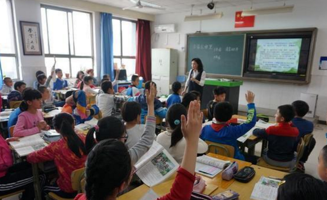 教育部“新通知”, 中小学课后服务推行“5+2”模式, 老师有意见