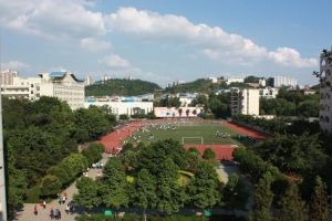 重庆将新建一所中学, 占地超15万平米, 还将增设84个班级