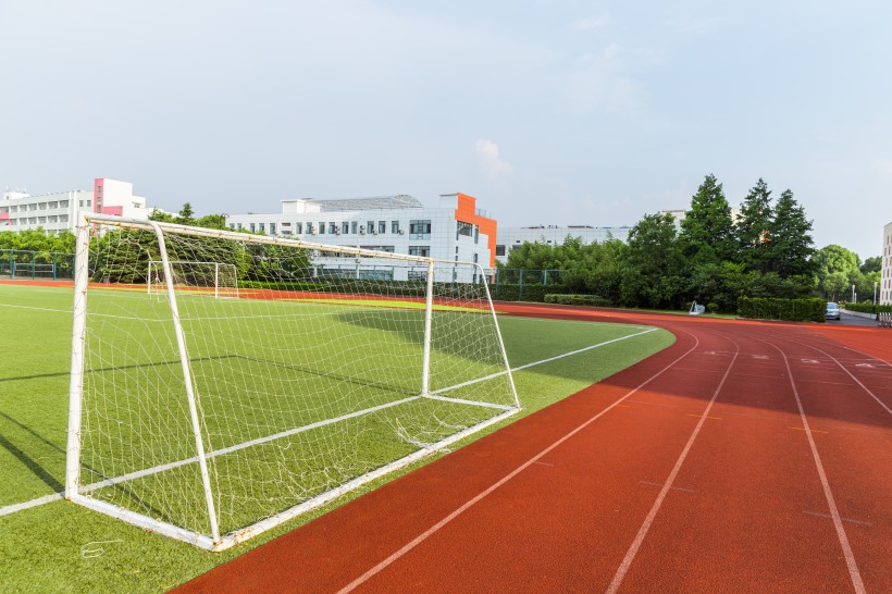 探索高职院校学生礼仪素养现状, 培养学生树立良好的形象