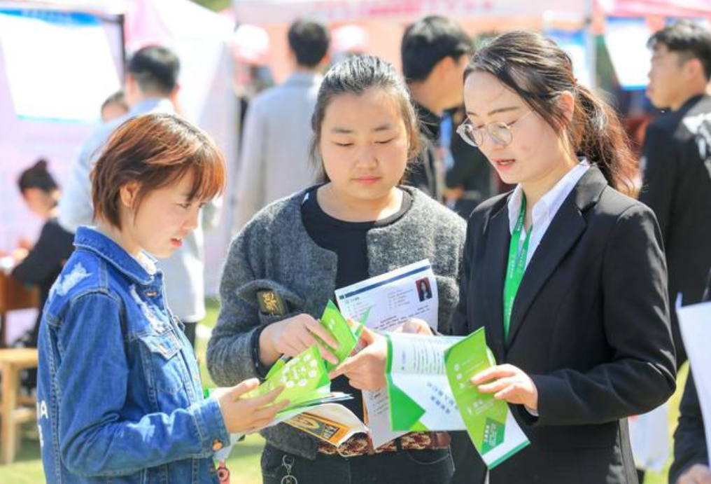 进入专科学校后, 才知道与本科差距有多大, 这4个原因现实又扎心