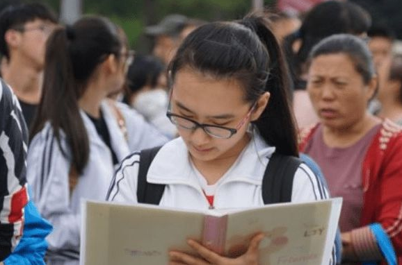 教育部传来好消息, 高三学生开心不已, 家长直呼: 高考早该如此