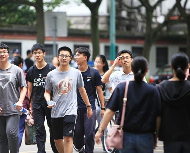 今年高考,一大学“尴尬”出名,明明是一本,全省却无一人报考