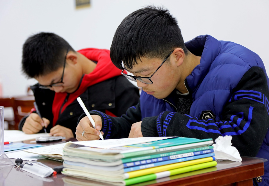 取消
生晚自习呼声高涨, 教育局作出回应, 获得家长一致点赞