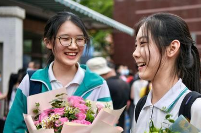 新高考选科迎来新动向, 政治学科地位有望上升, 高一新生要重视