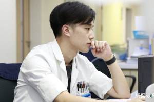 2021最新中国口腔医学专业排名: 川大第1, 武大第4, 湘雅仅排27!
