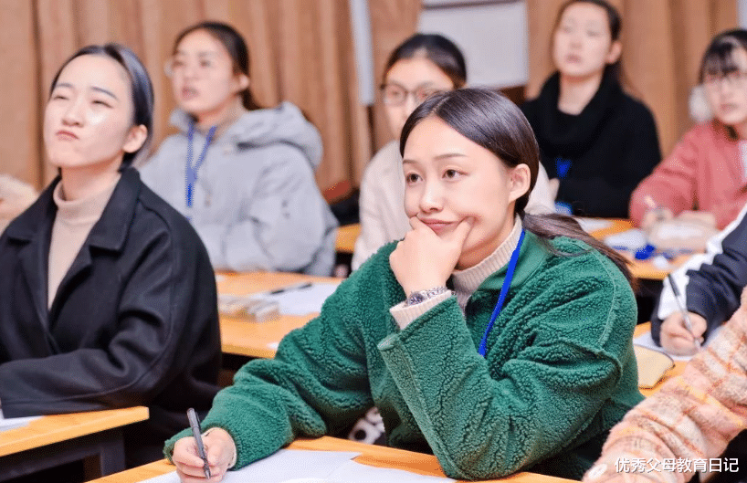 师范类院校招生遭遇滑铁卢, 公费生也在补录, 原因引人深思