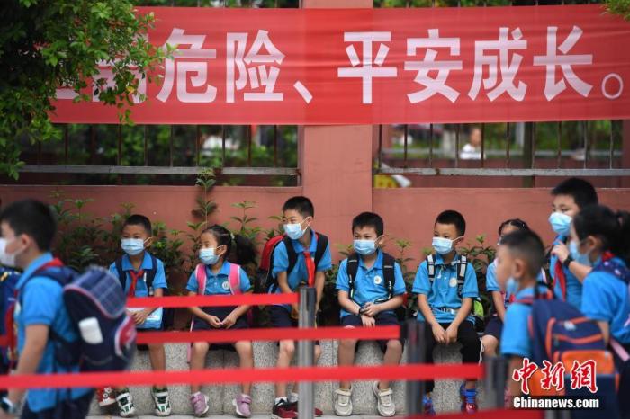 开学时间定了吗?这些地区明确推迟开学、线上教学