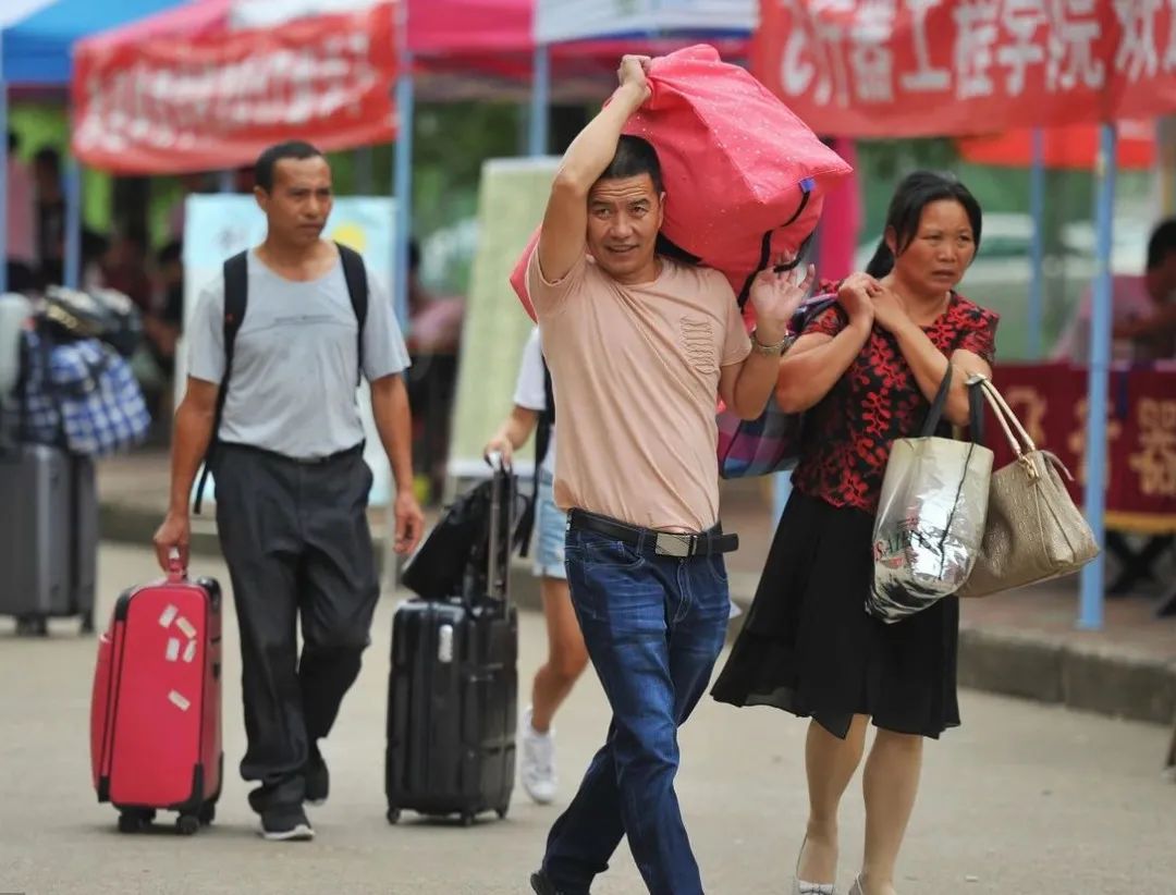 高考过后的残忍真相: 为什么农村出来的大学生, 大多混得比较差?