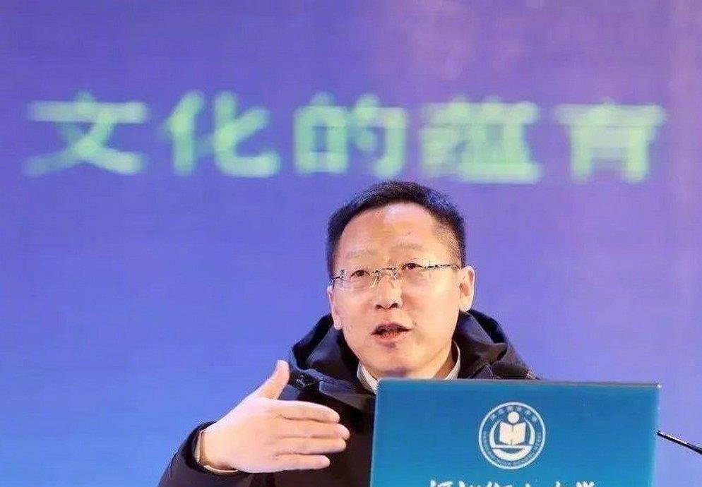 网曝: 衡水中学校长之子在校期间的“不平凡经历”让人嘘声不已!