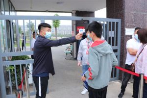 近2800名高中学子步入菏泽国花学校 描绘青春故事