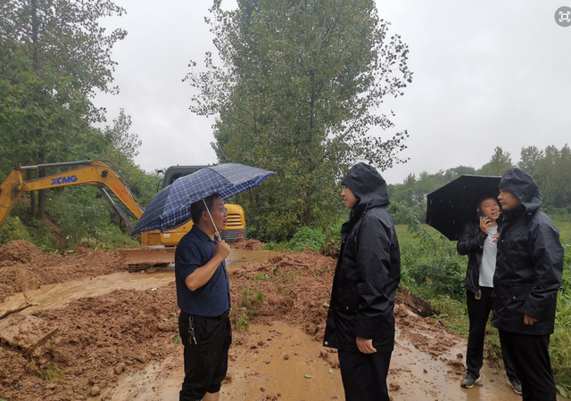 洛阳发布高三开学时间引发家长质疑: 暴雨安全怎么办? 官方已回应