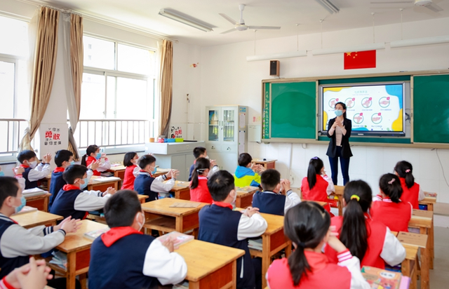 新学期有三大变化, 中小学上课时间推迟, 带来一个新问题