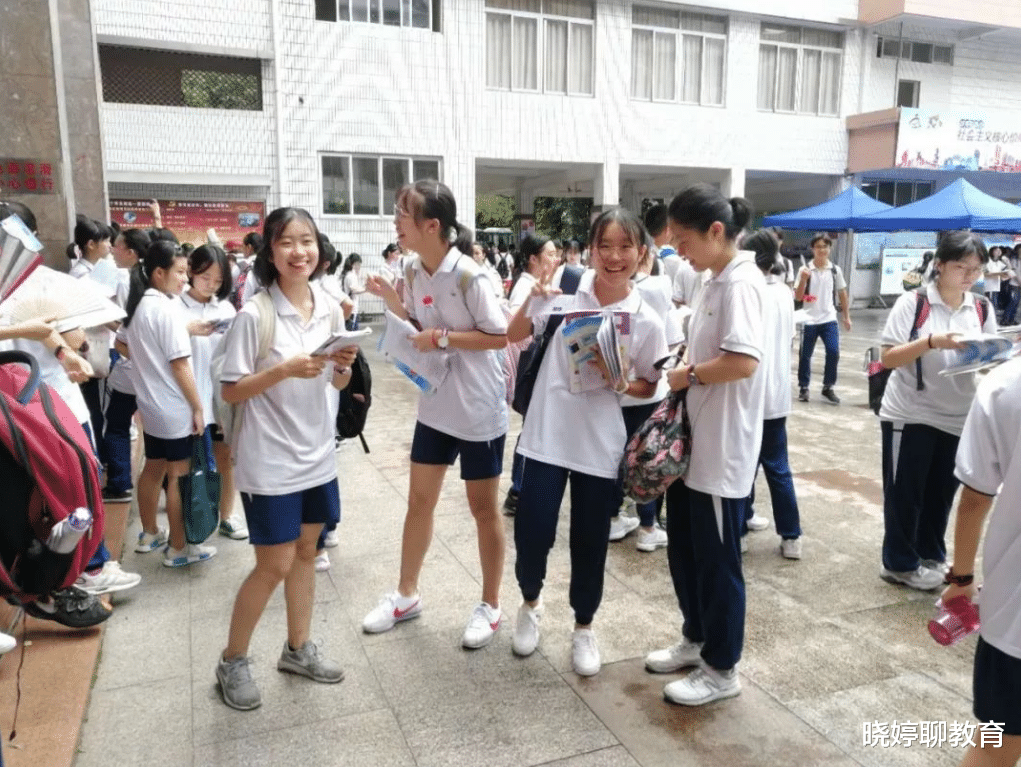 初中要有“新调整”, 或将取消中考并把初高中合并? 官方回复了