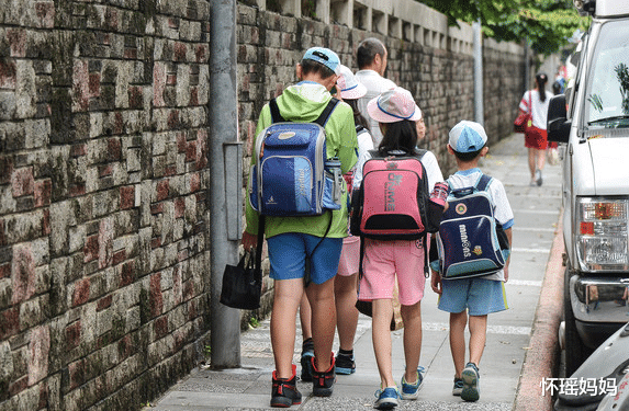 神兽第一天上小学, 号哭的学生和不哭的学生, 未来差距很明显