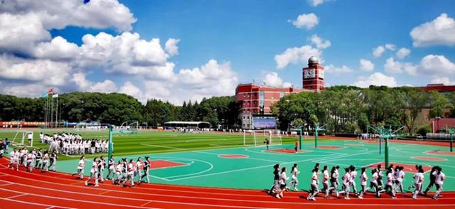 上海闵行中学有金矿停止教学? “通知”中疑有错别字, 校方紧急辟谣