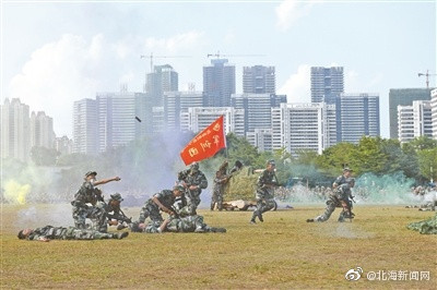 北海职业学院新生军训结束