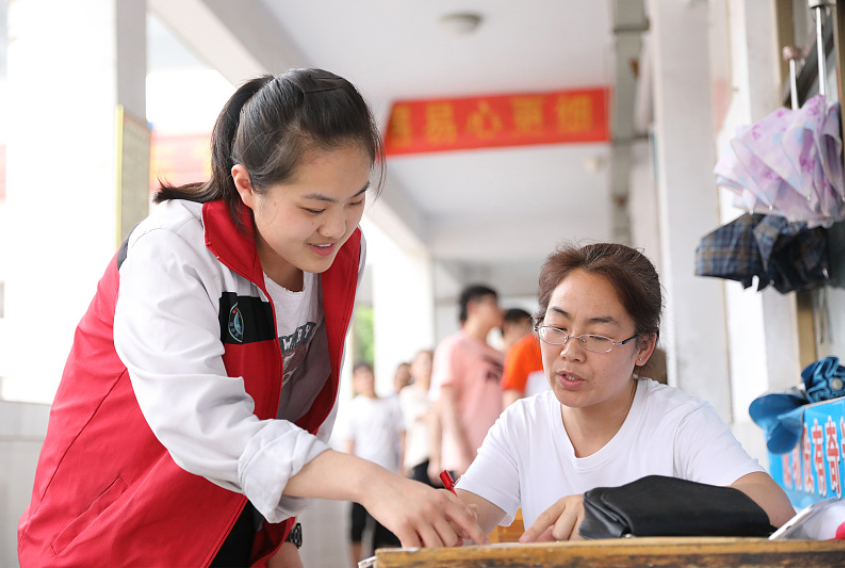 天赋一般的同学，靠努力能否考入985大学？学生要心中有数