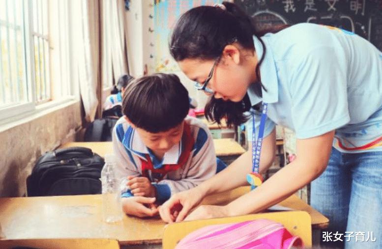 小学一二年级第一名, 三年级作文写不来成绩快垫底了, 咋办?