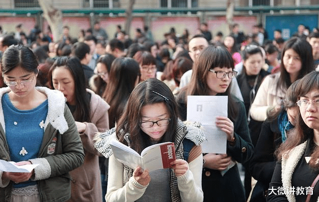 大学毕业后, 先不要着急投简历, 不要错过应届生找工作的优势